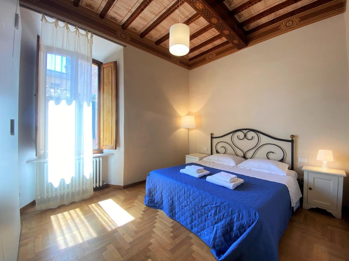 La Fonte-With Balcony Close By Piazza Del Campo Siena Exterior foto