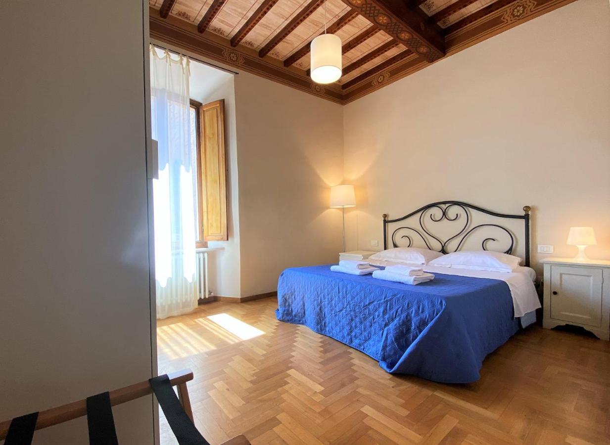 La Fonte-With Balcony Close By Piazza Del Campo Siena Exterior foto